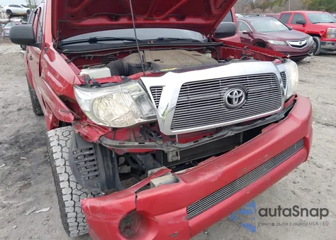 2010 Toyota Tacoma Prerunner V6 z USA, uszkodzony, nr VIN 3TMJU4GNXAM101322